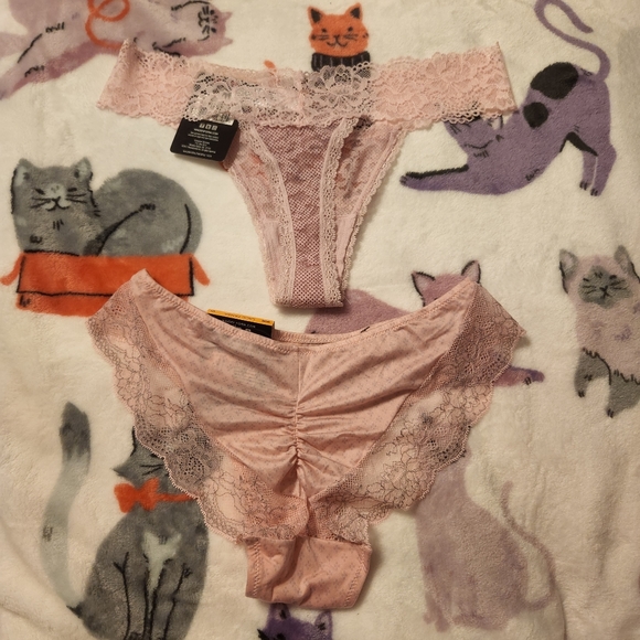 Girly Pink Intimates Bundle - Picture 3 of 3